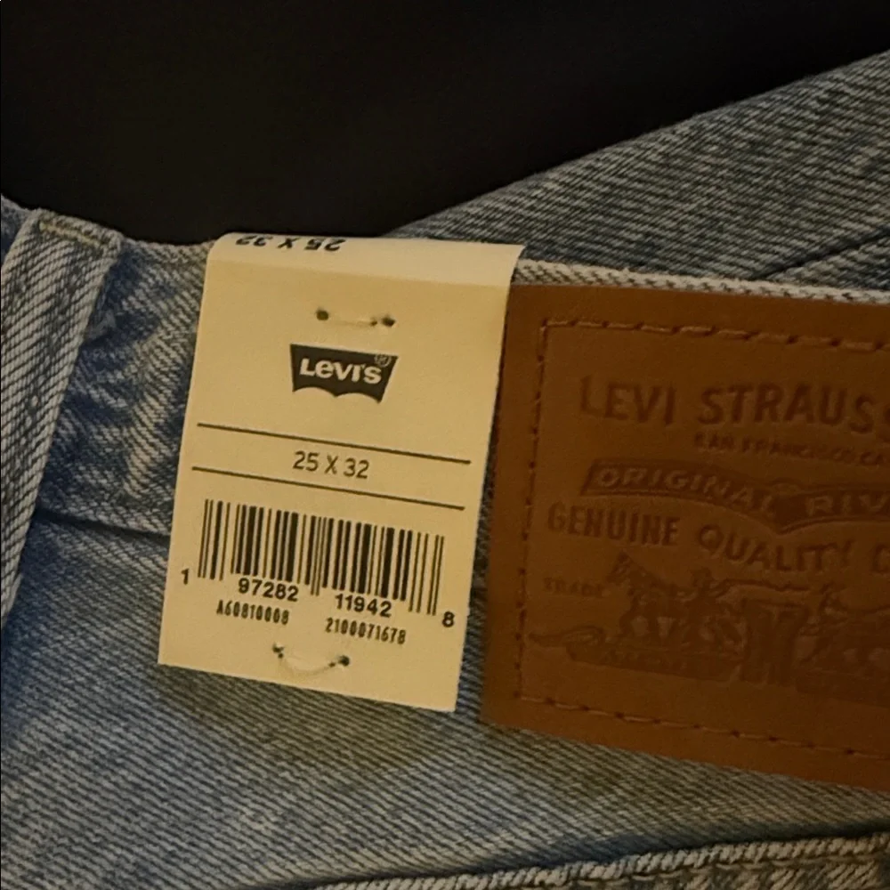 Levi's Ribcage Wide Leg - Picture 4 of 5